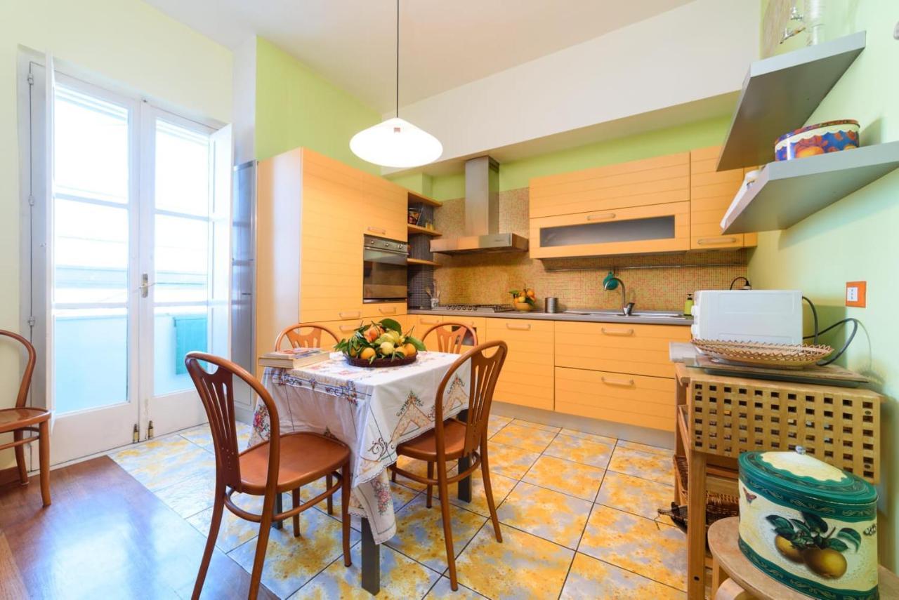 La Camelia Apartment Sorrento Buitenkant foto